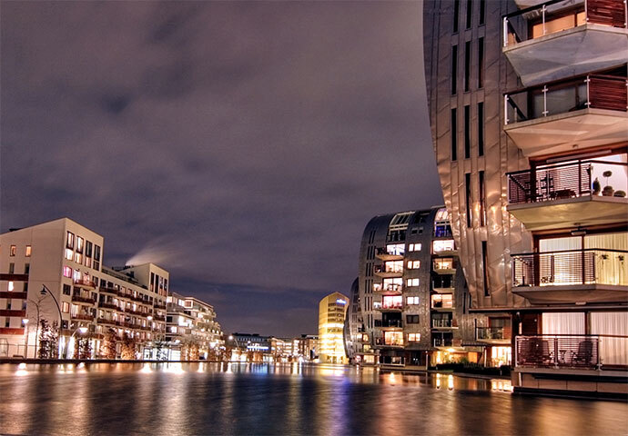 Den-Bosch-Paleiskwartier-by-night