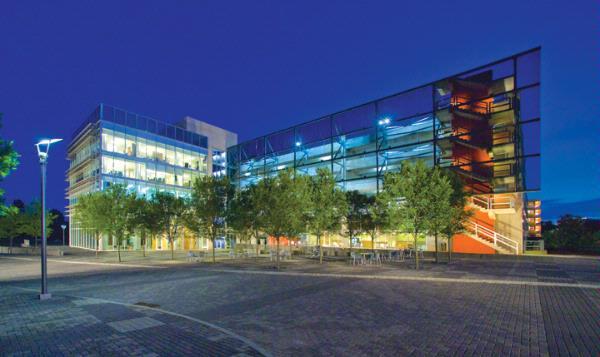 The Parking Garage and Management Tower at CU-ICAR’s growing campus in Greenville houses the partnership office and amenities in 30,000 sq. ft. (2,800 sq. m.) of space and parking for 1,200 cars.