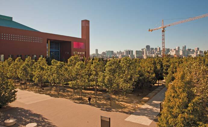 UNIVERSITIES & ECONOMIC DEVELOPMENT