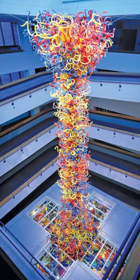 ChihulyTowerArt