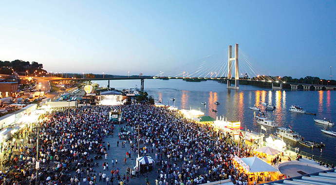 Burlington Steamboat Days