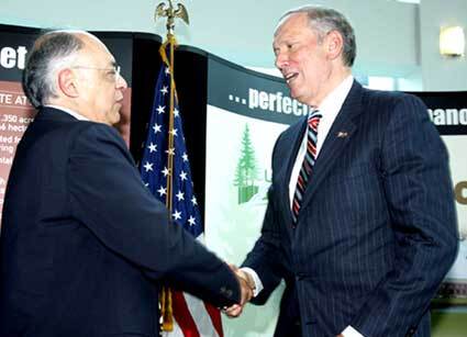 Hector Ruiz and Gov. George Pataki