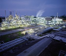 Shell's smaller GTL-fuel plant in Bintulu, Malaysia