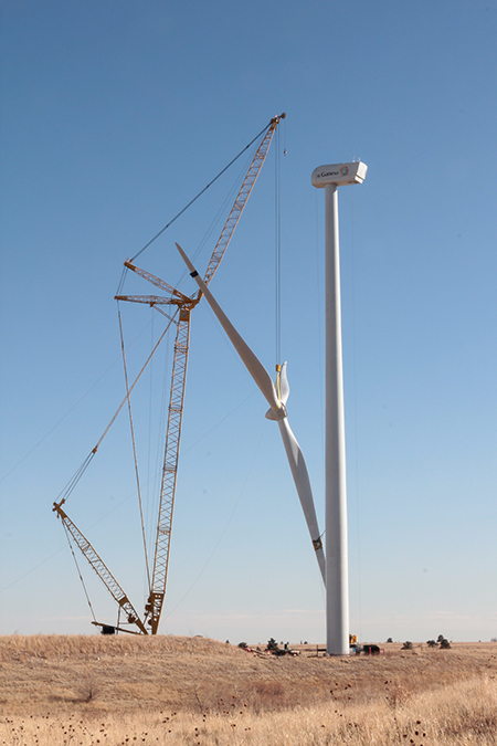 Earlier this month, workers tended to the construction of a Gamesa wind turbine and nacelle at NREL’s 305-acre (123-hectare) National Wind Technology Center near Boulder.