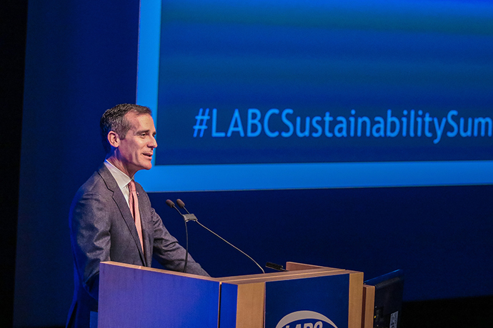 On April 28, Mayor Garcetti spoke at the Los Angeles Business Council Sustainability Summit 2017. In reviewing progress toward his Sustainable City pLAn in March, he said, “We are a healthier and more prosperous city today because we set bold targets and held ourselves accountable for making progress that Angelenos can see and feel.”